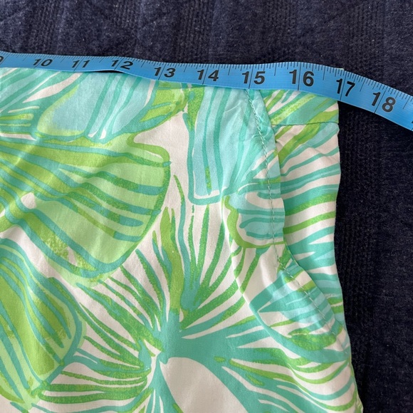 Lilly Pulitzer green/blue/white shorts size 10 - Picture 5 of 7